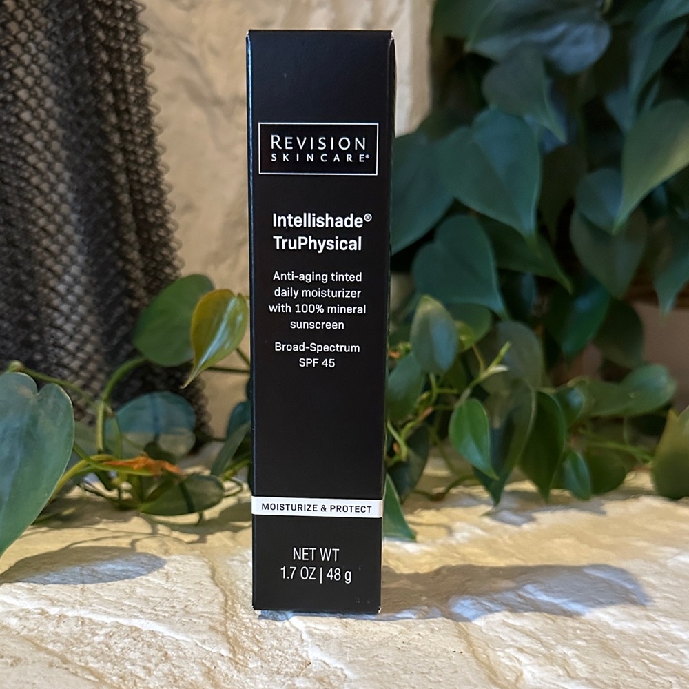 Revision Skincare Intellishade TruPhysical SPF - Brand New in Box